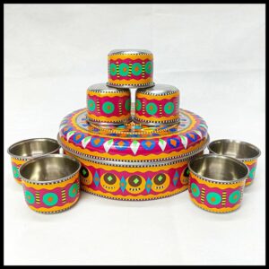 Chamakpatti Masala Box 7pcs Set Size-H:8cm,D:23cm