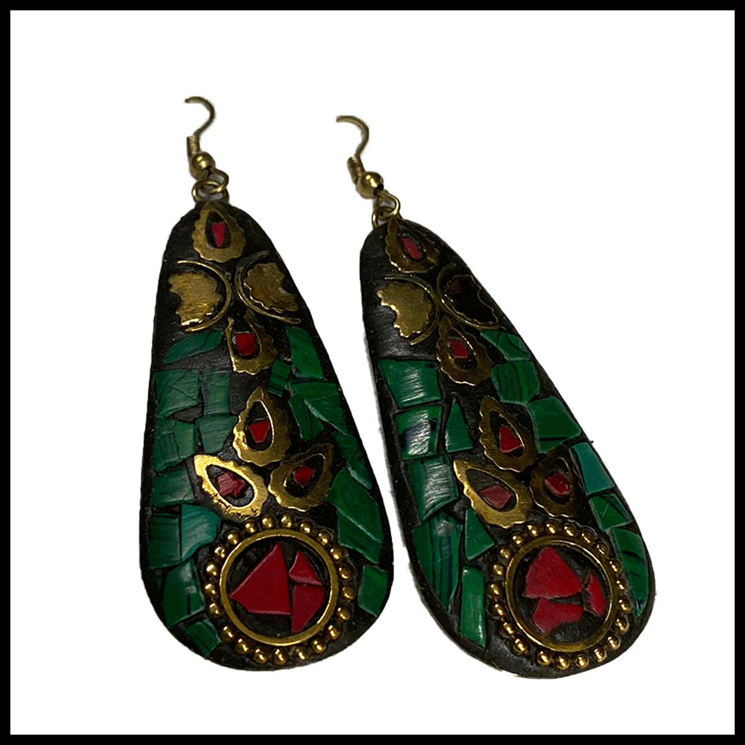 Elegant Handcrafted Ear rings – Sparkle with Timeless Style - Image 2