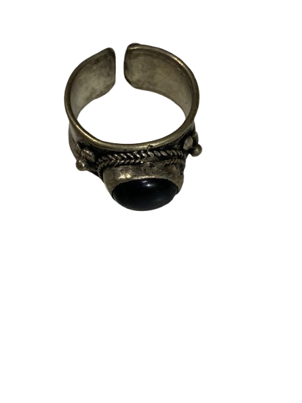 Elegant Handcrafted Rings – Timeless Beauty for Every Style - Image 4