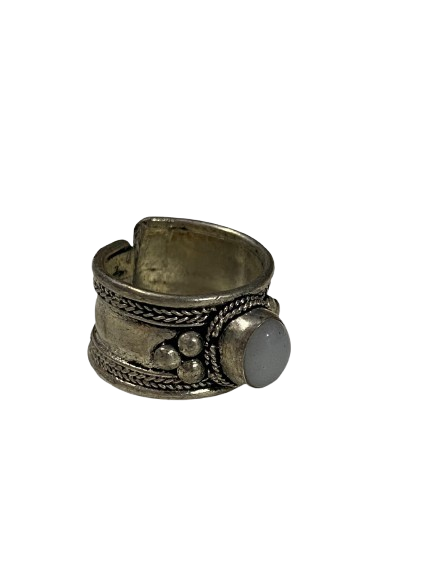 Elegant Handcrafted Rings – Timeless Beauty for Every Style - Image 3