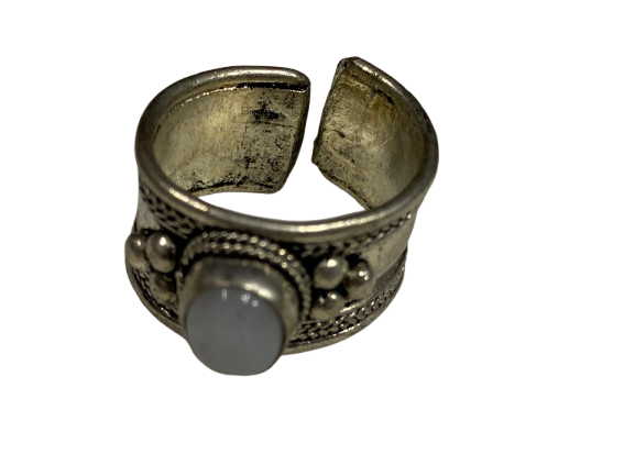 Elegant Handcrafted Rings – Timeless Beauty for Every Style - Image 4