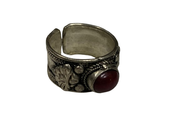 Elegant Handcrafted Rings – Timeless Beauty for Every Style