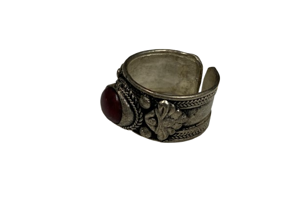 Elegant Handcrafted Rings – Timeless Beauty for Every Style - Image 4