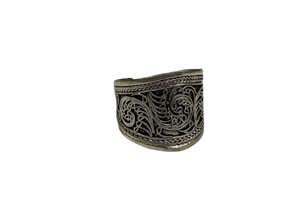 Elegant Handcrafted Rings – Timeless Beauty for Every Style - Image 3