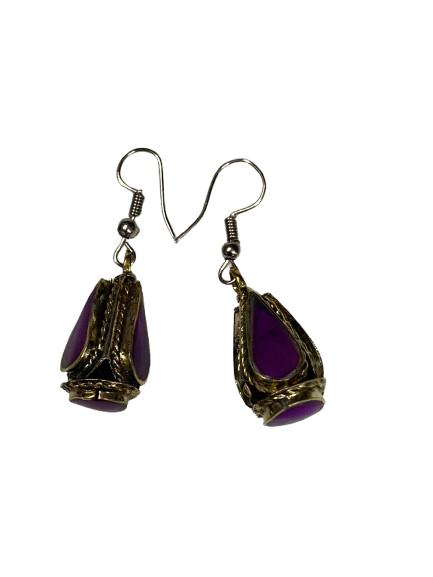 Elegant Handcrafted Ear rings – Sparkle with Timeless Style - Image 3