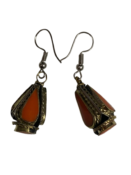 Elegant Handcrafted Ear rings – Sparkle with Timeless Style - Image 5