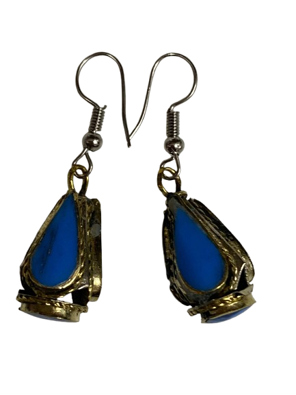 Elegant Handcrafted Ear rings – Sparkle with Timeless Style - Image 5