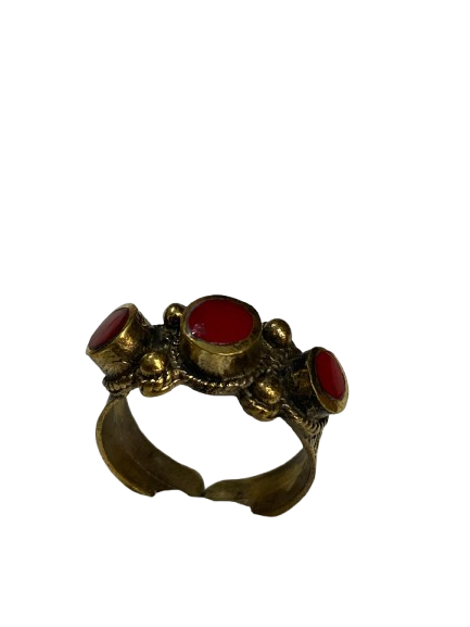 Elegant Handcrafted Rings – Timeless Beauty for Every Style