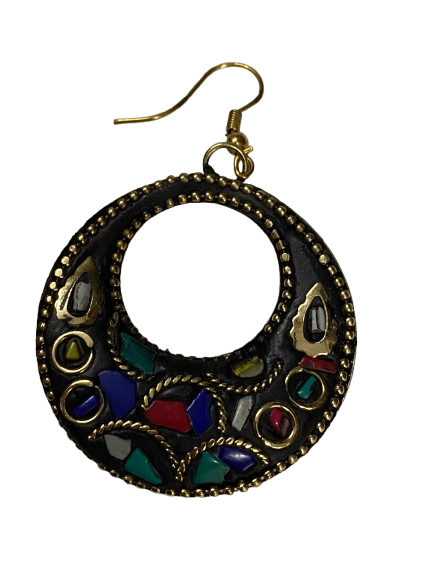 Elegant Handcrafted Ear rings – Sparkle with Timeless Style - Image 4