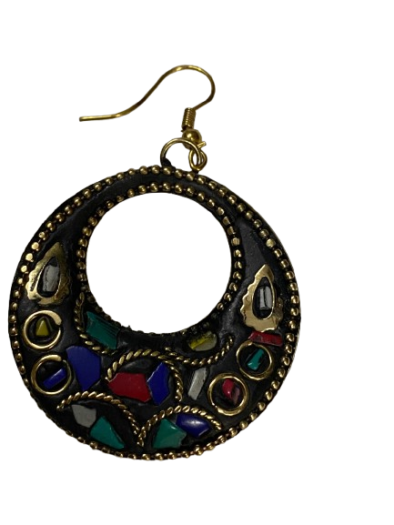 Elegant Handcrafted Ear rings – Sparkle with Timeless Style - Image 3