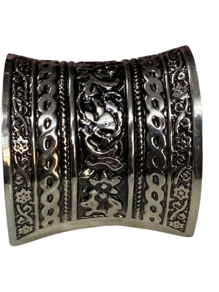 Elegant Cuff Bracelet – Timeless Style for Every Wrist - Image 7