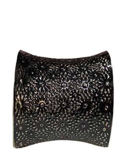 Elegant Cuff Bracelet – Timeless Style for Every Wrist - Image 4