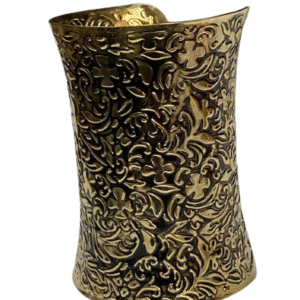 Elegant Cuff Bracelet – Timeless Style for Every Wrist