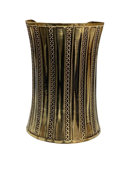 Elegant Cuff Bracelet – Timeless Style for Every Wrist - Image 5