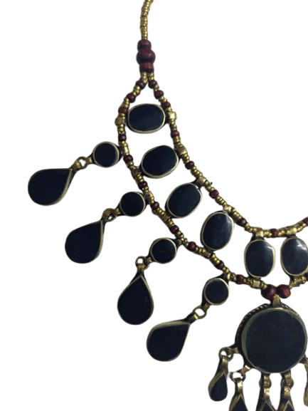 Elegant Handcrafted Necklaces – Graceful Designs for Every Occasion - Image 4