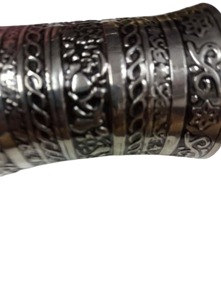 Elegant Cuff Bracelet – Timeless Style for Every Wrist - Image 5