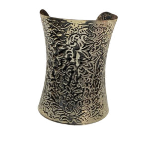 Elegant Cuff Bracelet – Timeless Style for Every Wrist