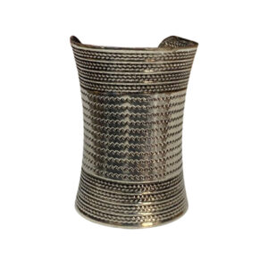 Elegant Cuff Bracelet – Timeless Style for Every Wrist