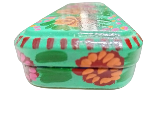 Hand Painted Truck Art Pencil Box (20cm) - Image 5