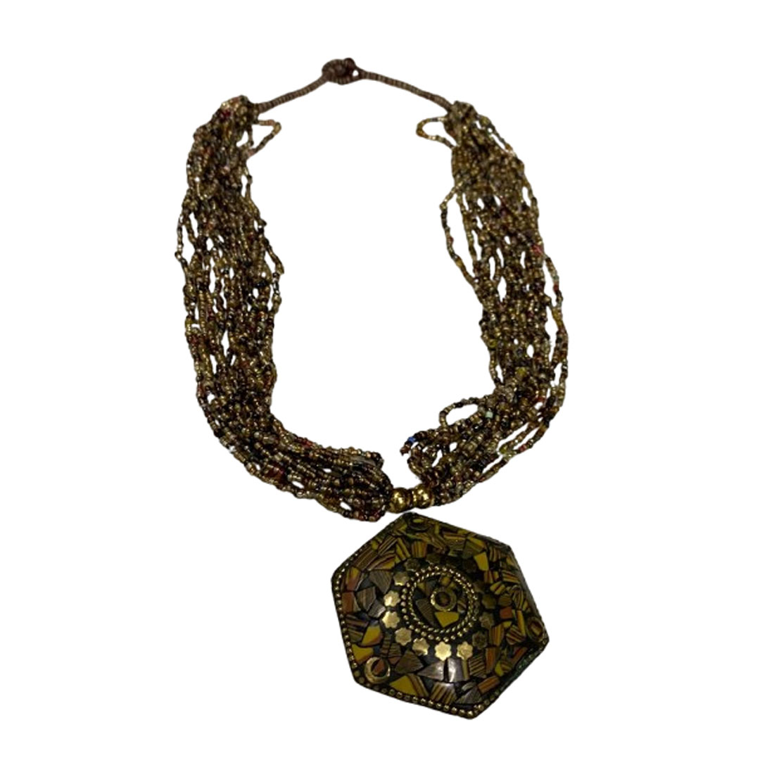 FASHION PEARL SHELL STYLE NECKLACE