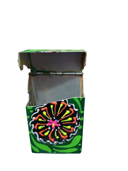 Colorful Truck Art Cigarette Case Stylish & Durable Holder - Image 2