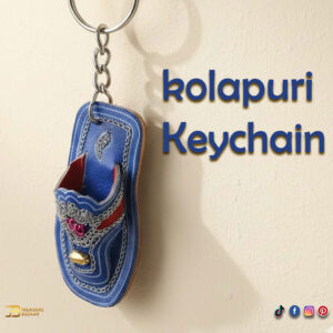 Handmade kolapuri chappal keychain