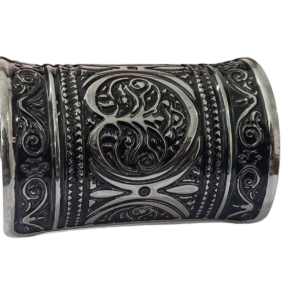 Elegant Cuff Bracelet – Timeless Style for Every wrist