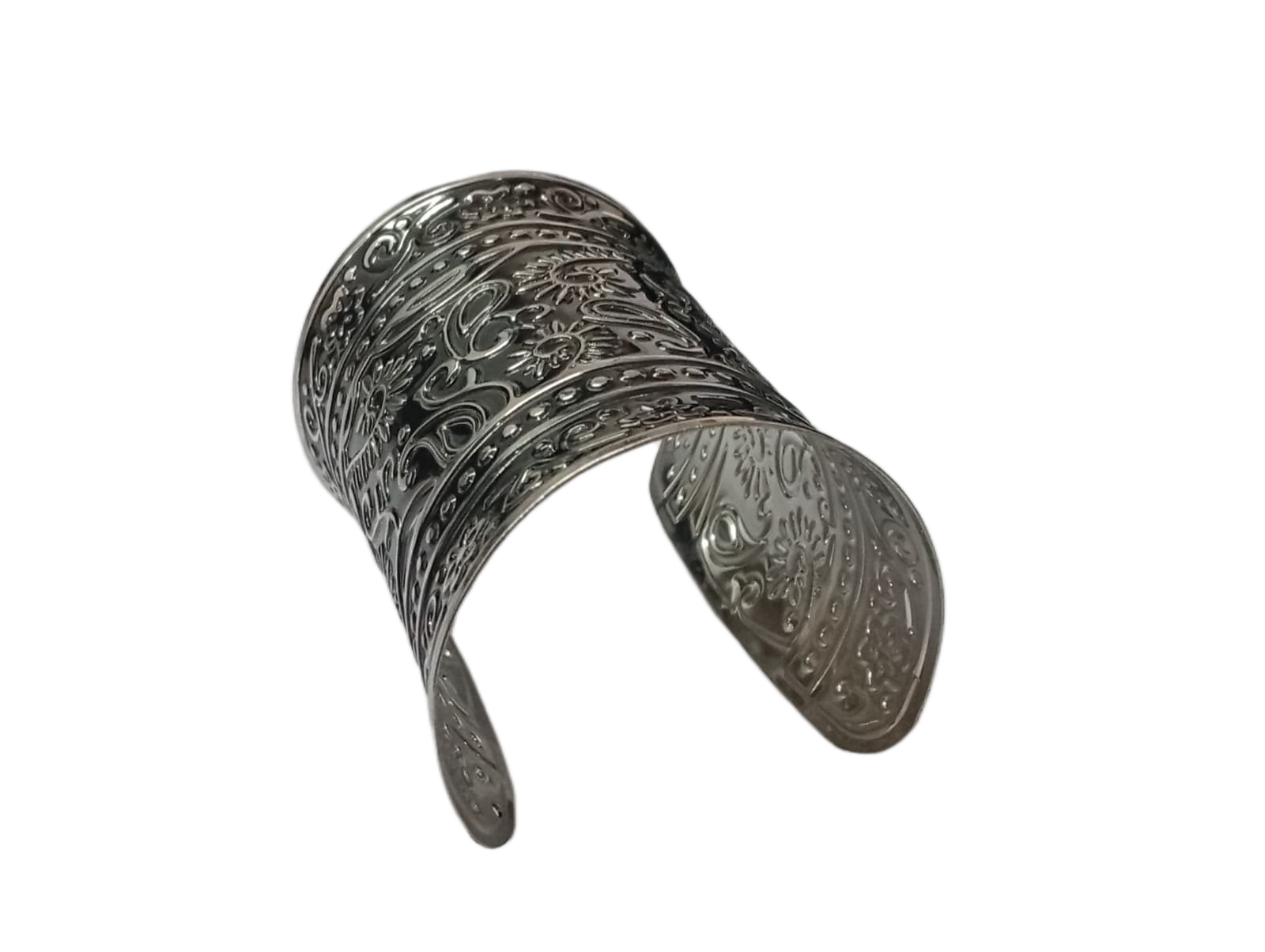 Elegant Cuff Bracelet – Timeless Style for Every wrist - Image 6
