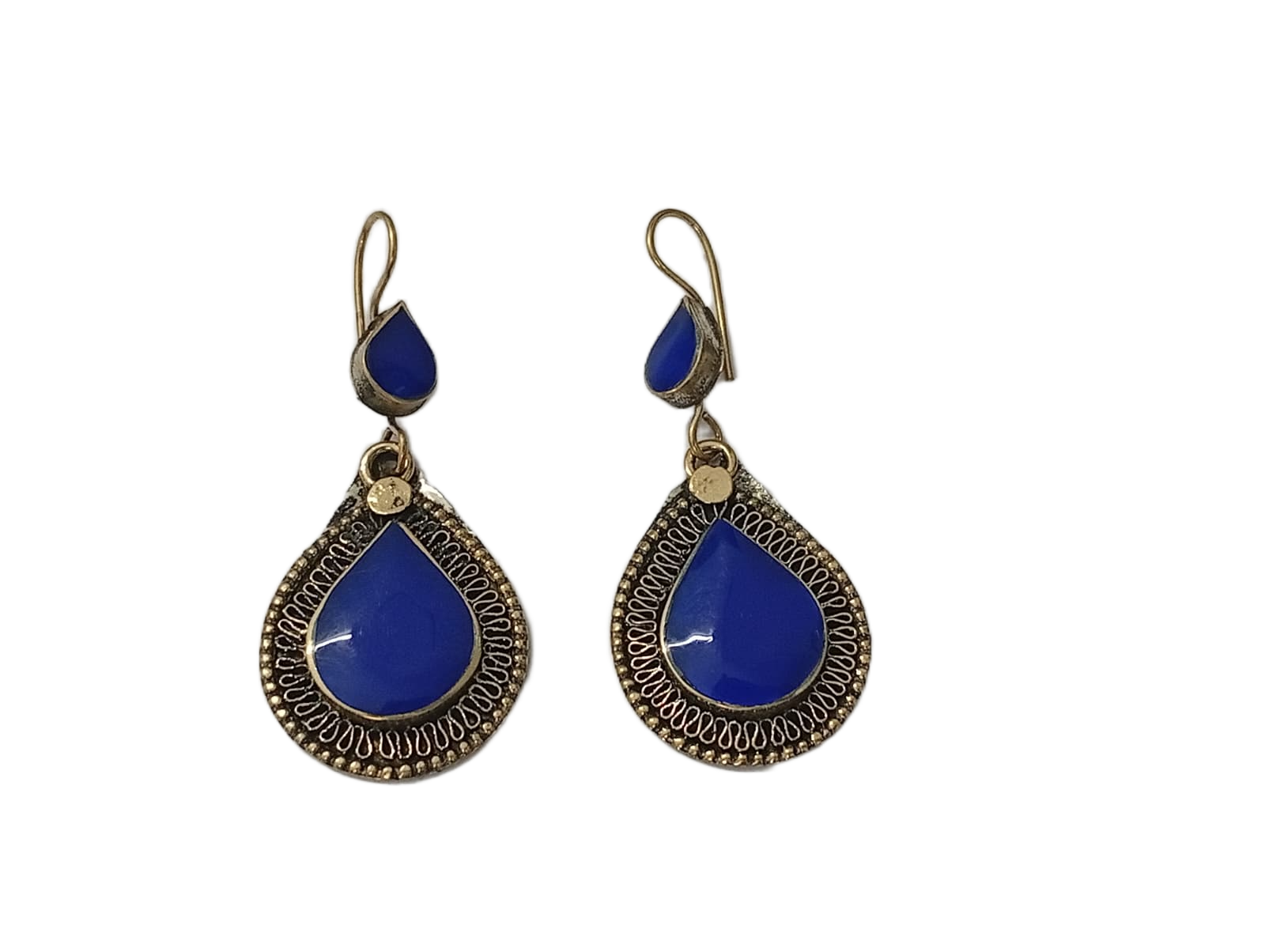 Elegant Design Earrings - Image 2