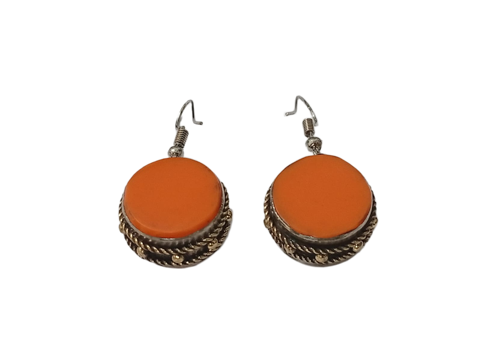 Elegant Handcrafted Ear rings – Sparkle with Timeless Style - Image 2