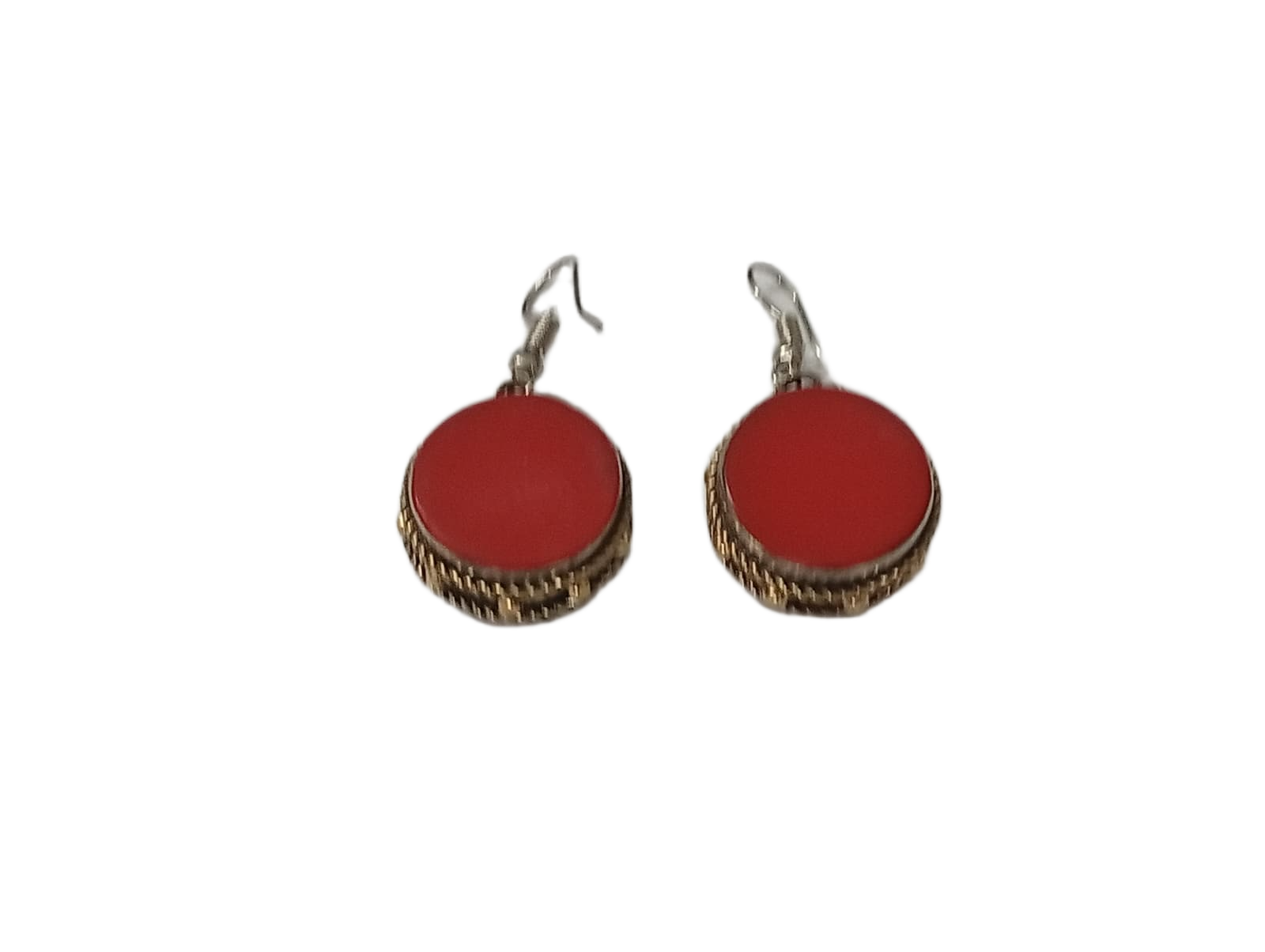 Elegant Handcrafted Ear rings – Sparkle with Timeless Style - Image 4