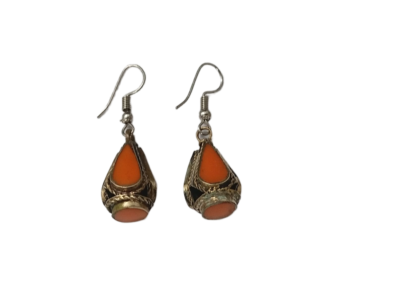 Elegant Handcrafted Ear rings – Sparkle with Timeless Style - Image 2
