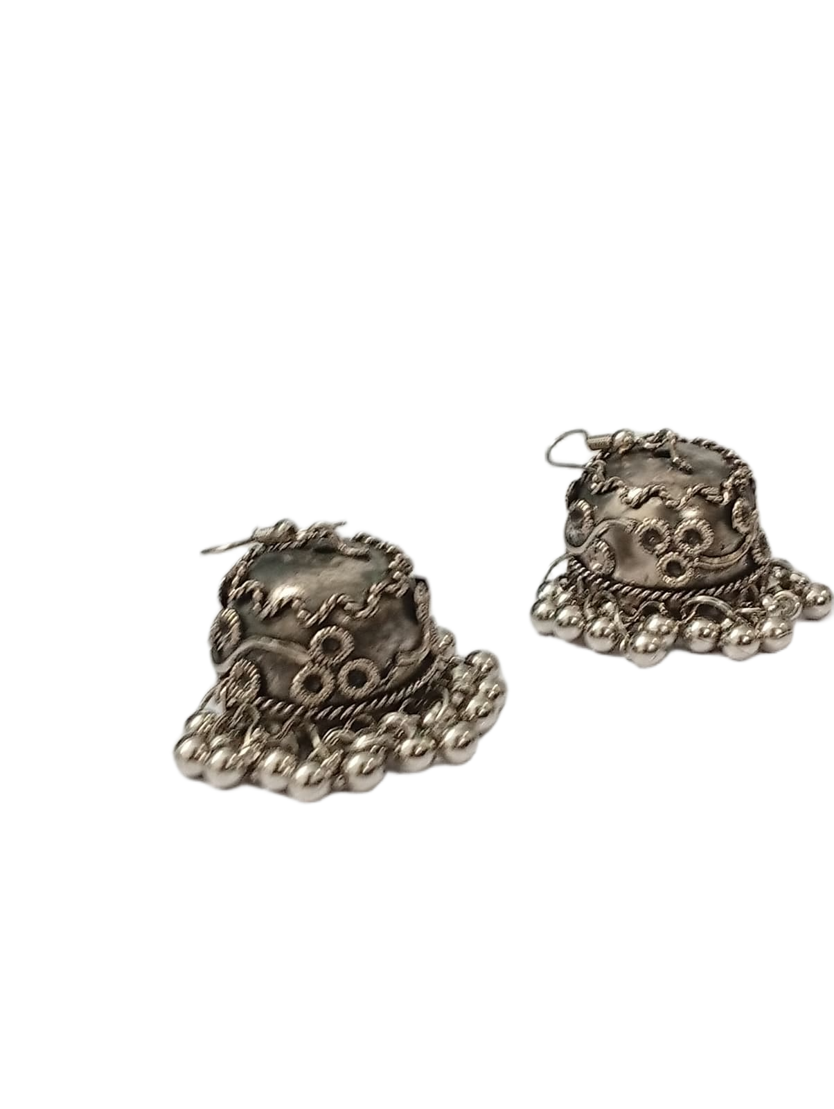 Vintage Pearl Drop Jhumka Earrings – Traditional Statement Jewelry - Image 3